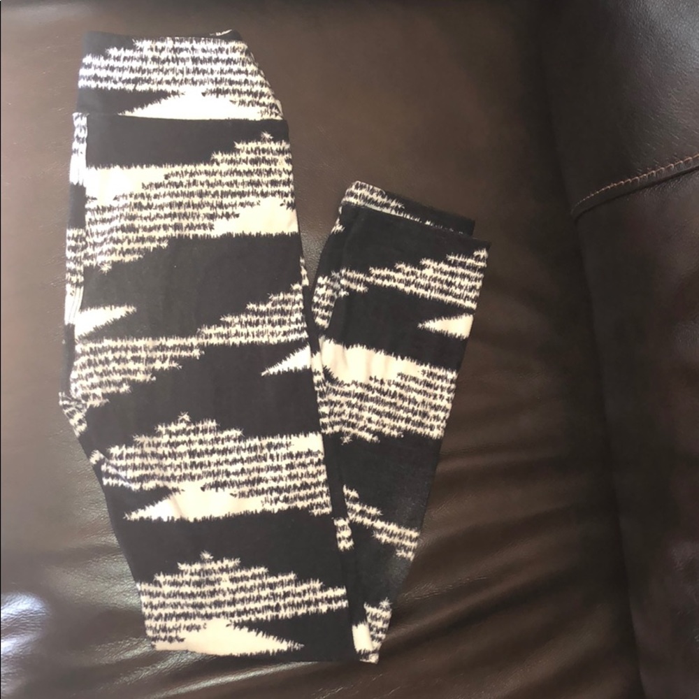 Lularoe leggings kids L/XL